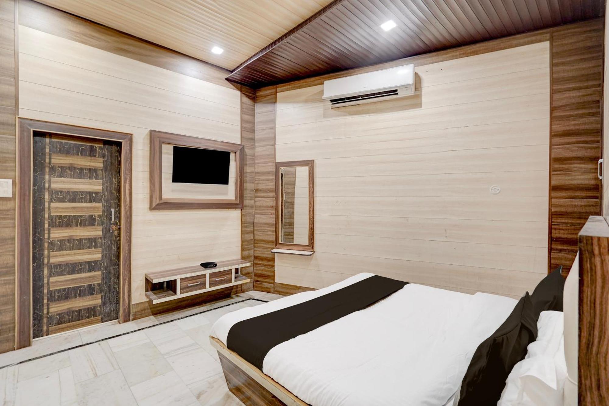 Hotel O Mayur Resort Mathura Dış mekan fotoğraf